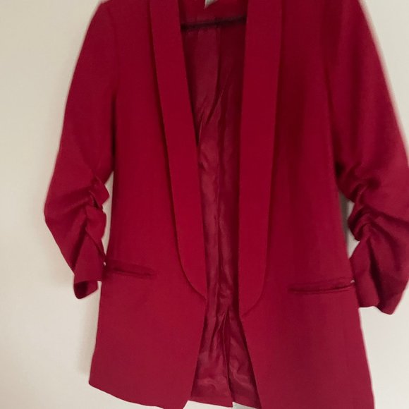 H&M red blazer, size US 2-4 - Picture 7 of 7
